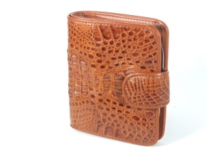 Кошелёк женский из кожи крокодила River (PCM 71-H Cognac)